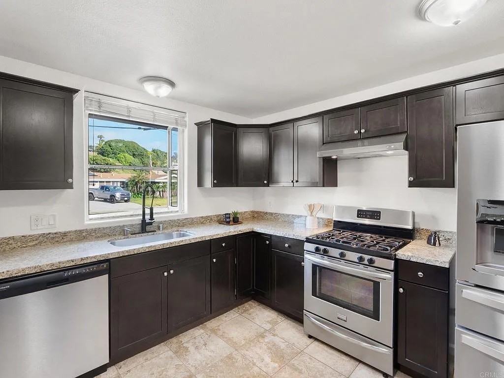 2861 Turnbull St #NA - Photo 7 of 22