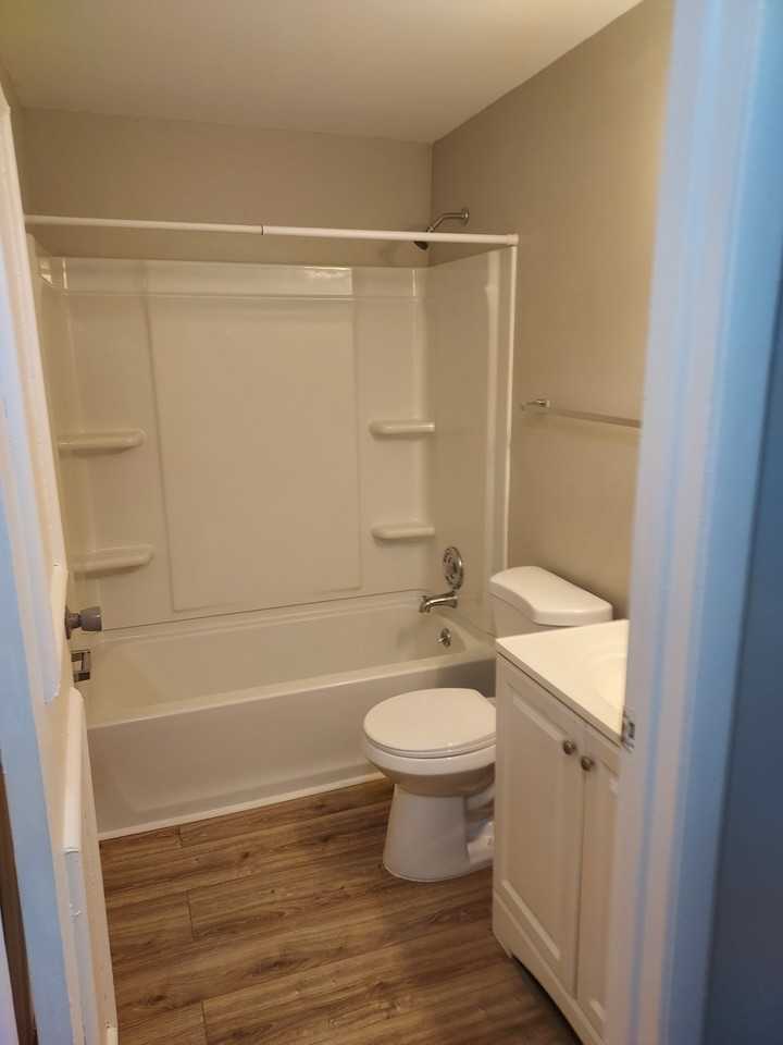 7836 Ivy Hollow Dr #NA - Photo 7 of 15