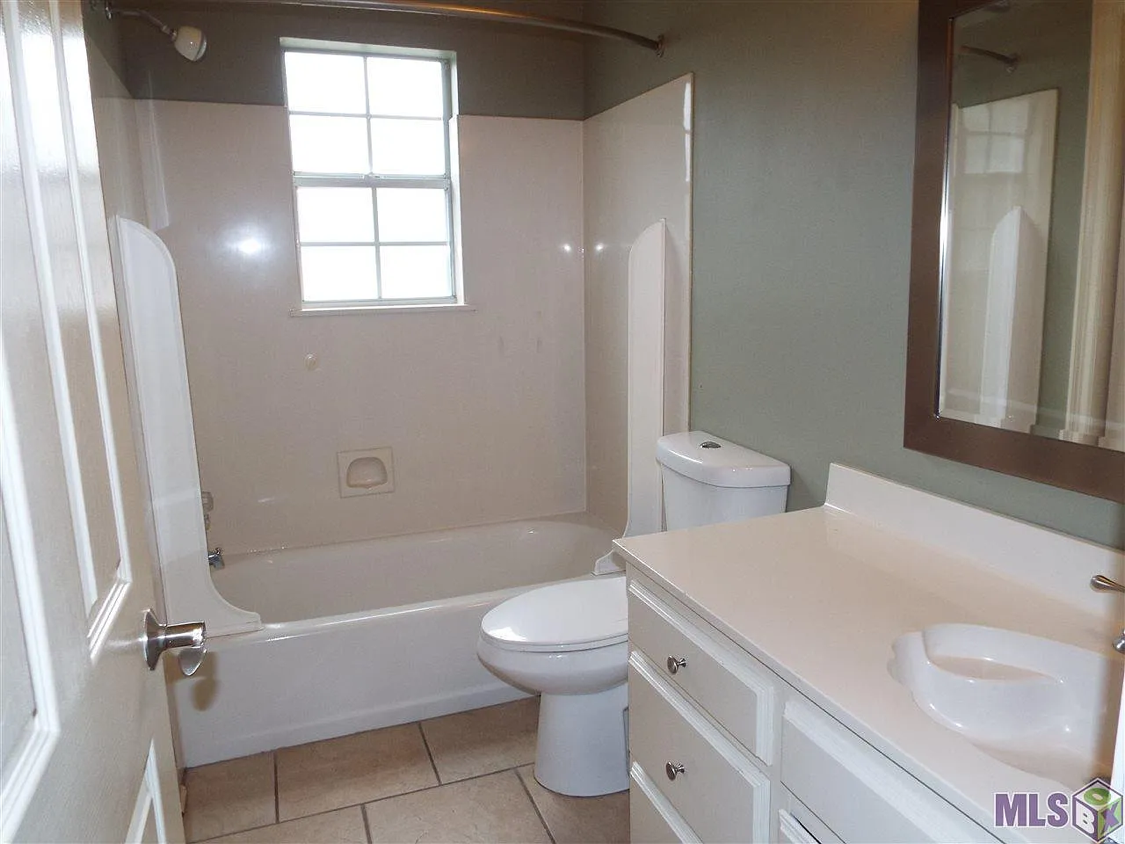3353 White Oak St #NA - Photo 7 of 9