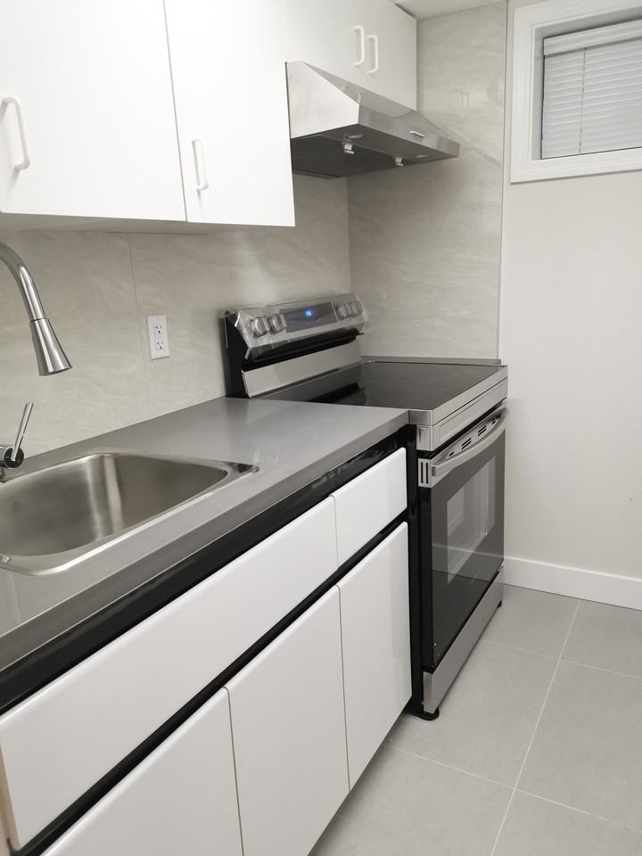 3423 West 27th Avenue - Photo 2 of 6