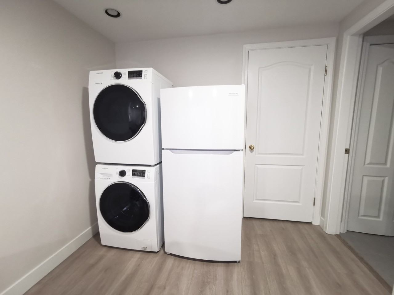 3423 West 27th Avenue - Photo 3 of 6