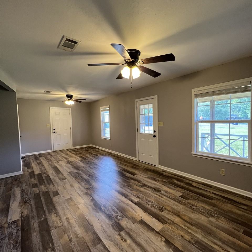 1200 Nolan Trce #NA - Photo 2 of 11