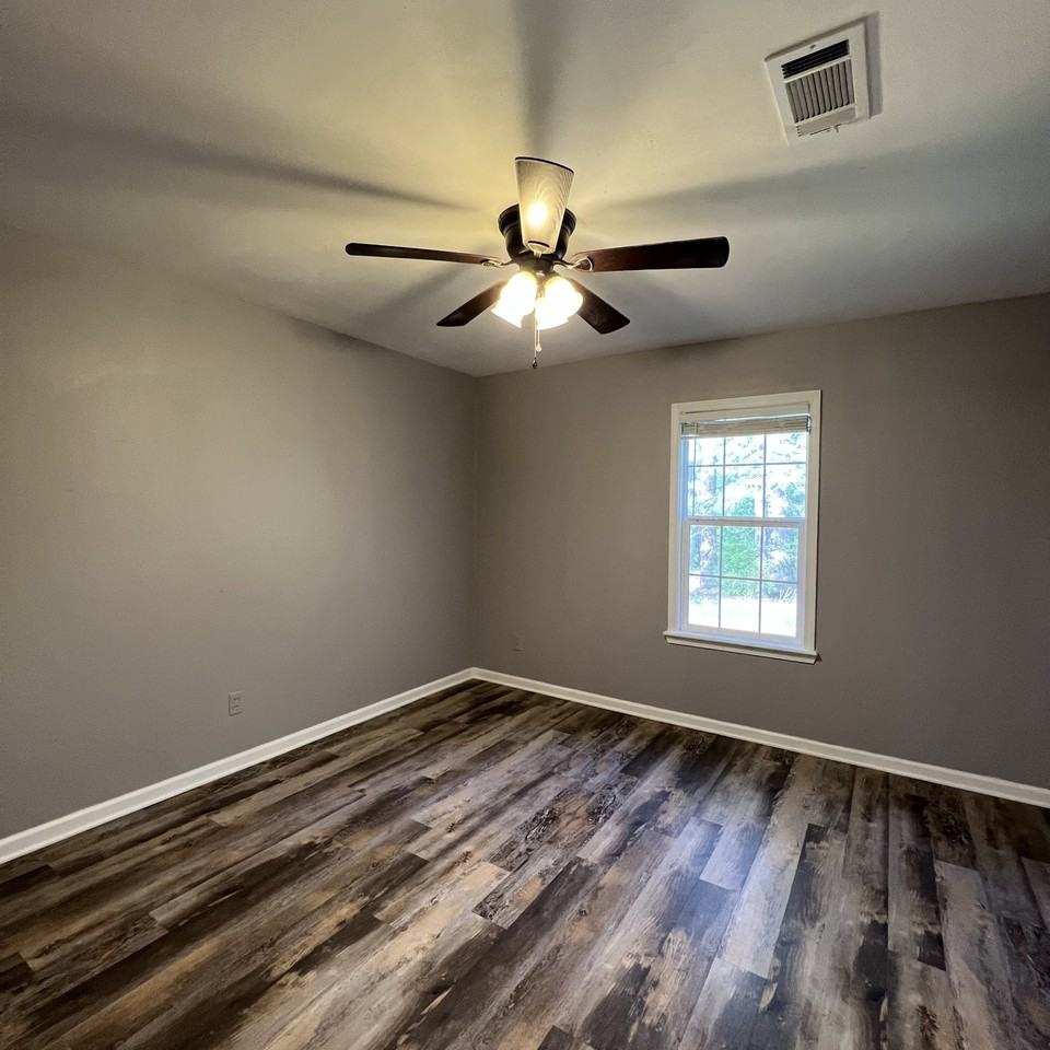 1200 Nolan Trce #NA - Photo 6 of 11
