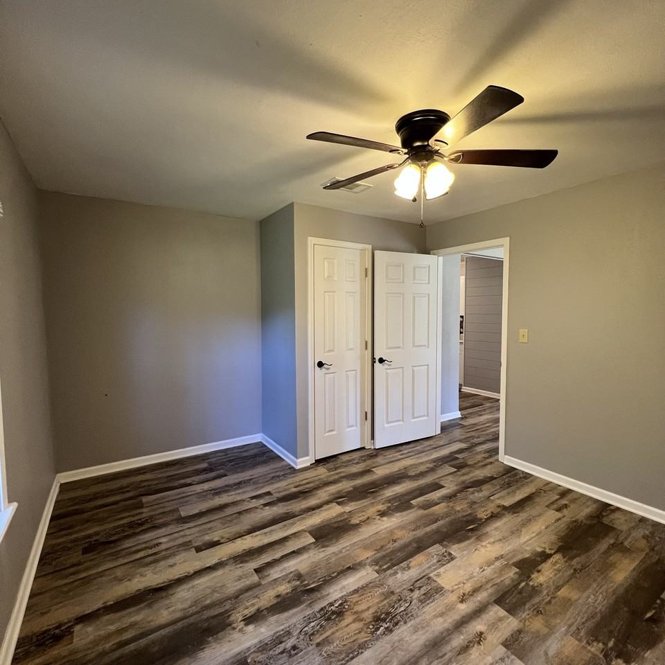 1200 Nolan Trce #NA - Photo 7 of 11