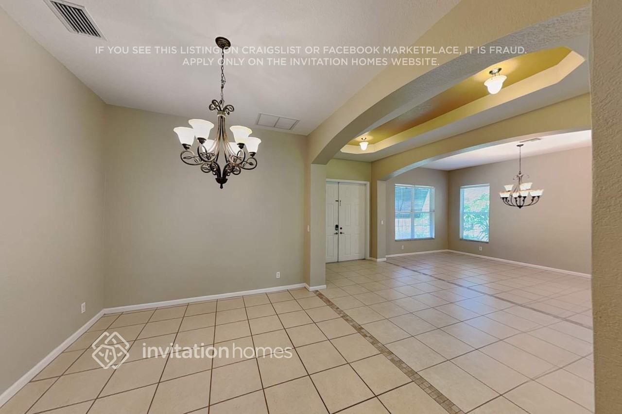 135 Palm Beach Plantation Blvd - Photo 3 of 21