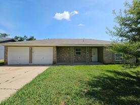 1208 Preswick Cir - Photo 1 of 1