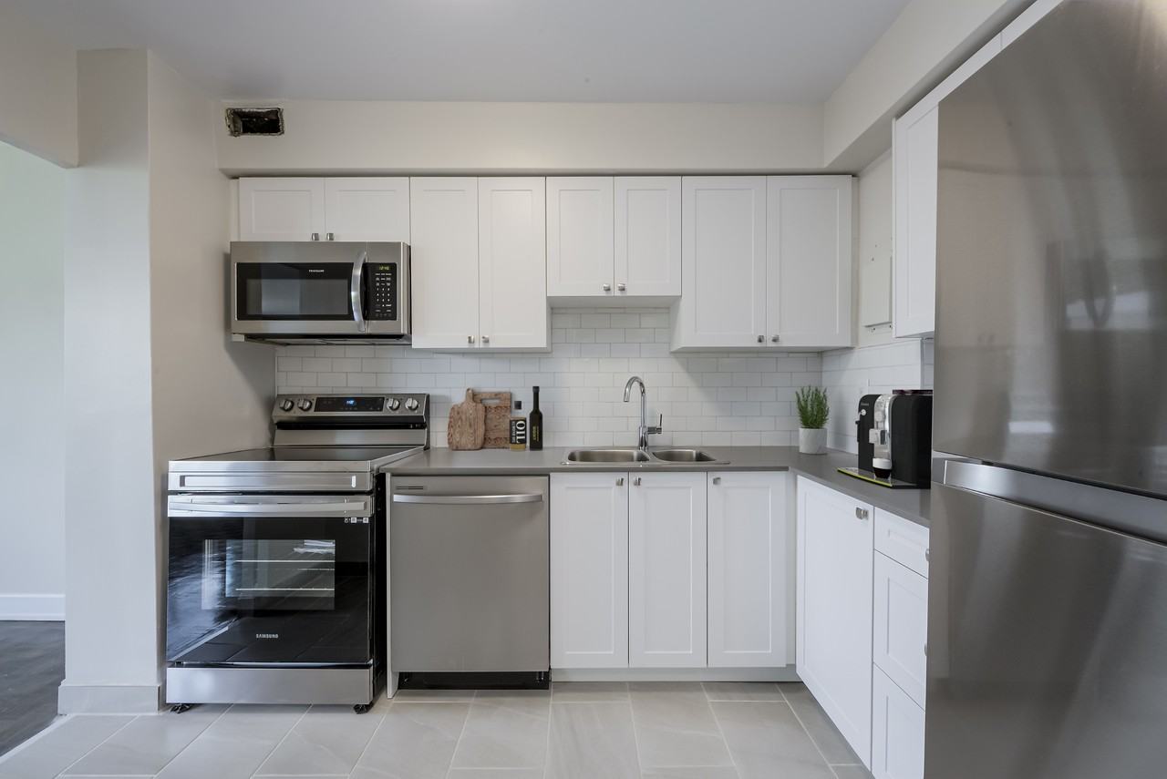 40 Delisle Apartments - Photo 2 of 10