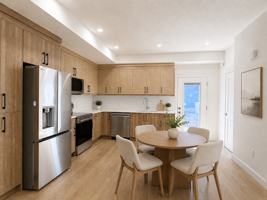 featured image of 227 26 Ave Ne