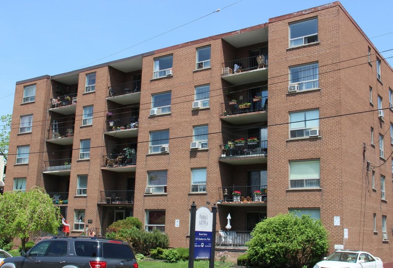 Royal Suites Apartments - Photo 2 of 6