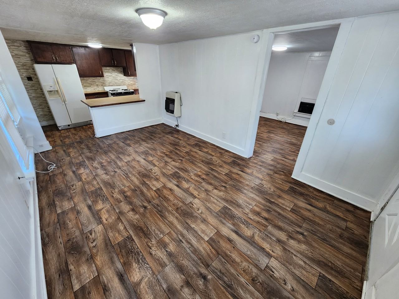 315 S Stonewall St #1 - Photo 2 of 9