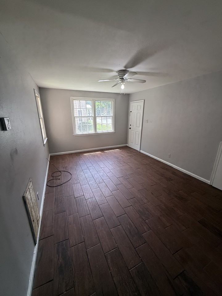 2222 14th St #A - Photo 5 of 18