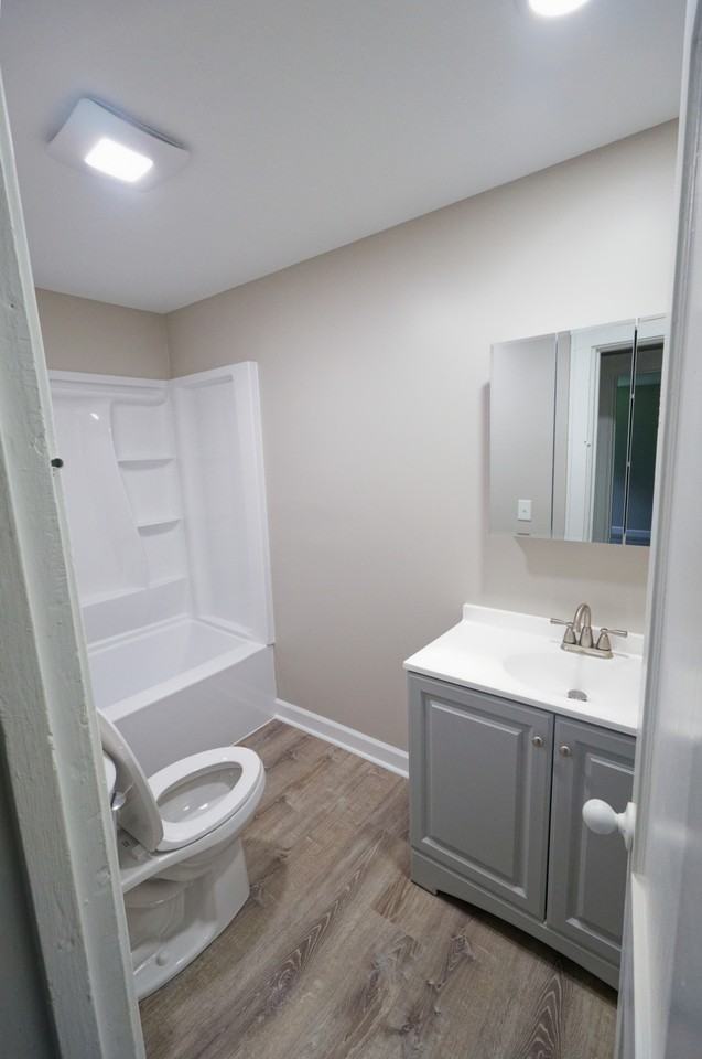 714 N Green St #1 - Photo 6 of 10