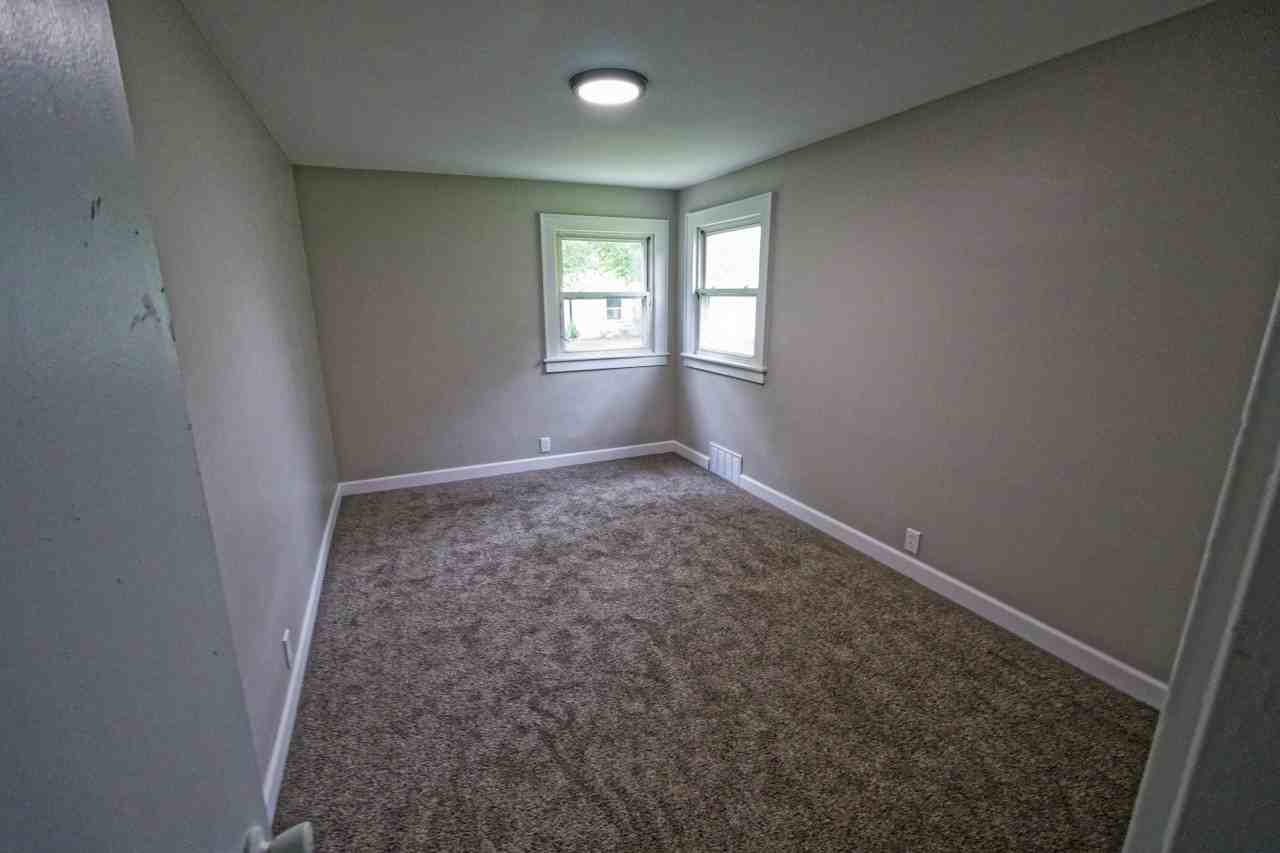 714 N Green St #1 - Photo 7 of 10
