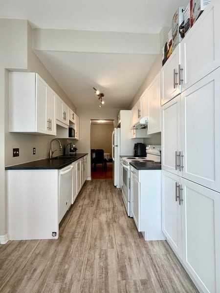 39 Sienna Pvt - Photo 2 of 14