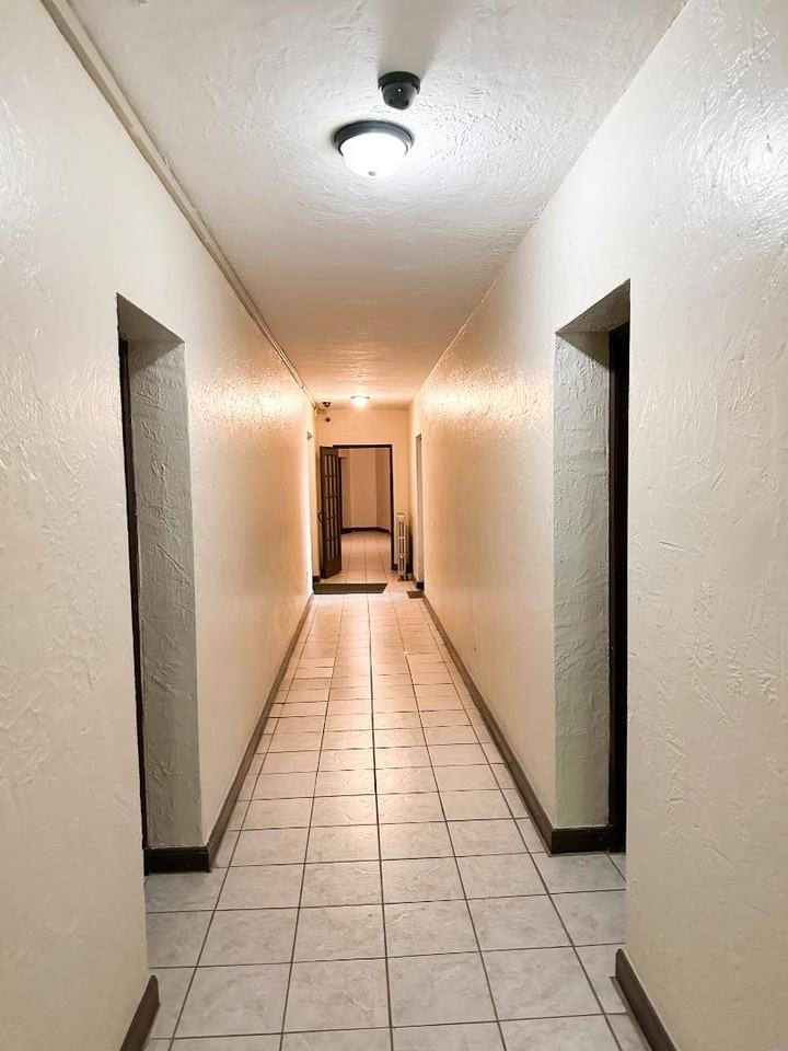 2646 Mayfield Rd - Photo 3 of 10
