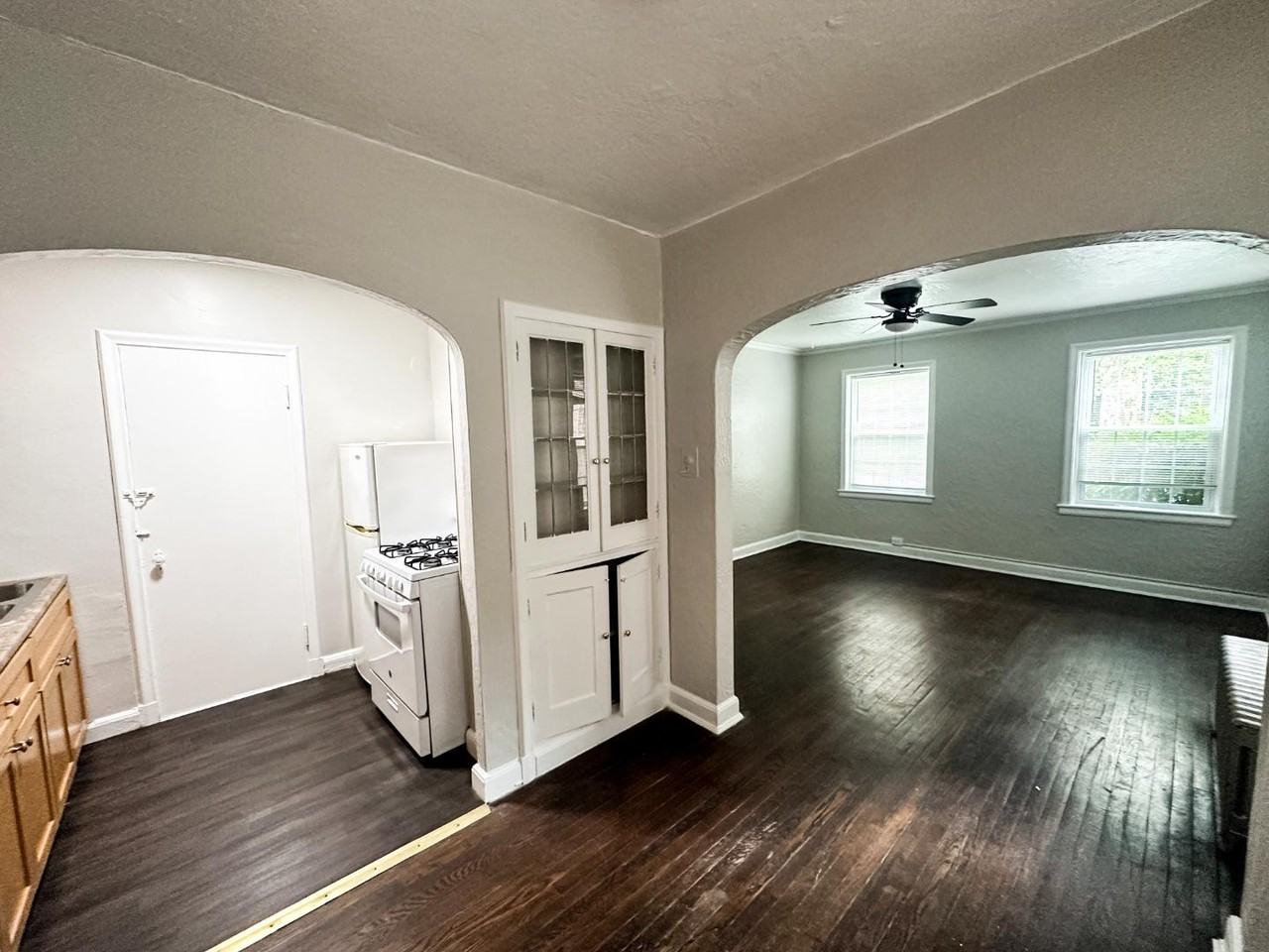 2646 Mayfield Rd - Photo 6 of 10