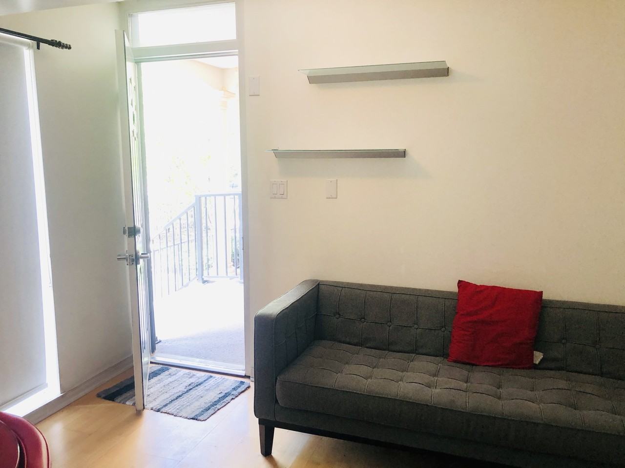 34 Western Battery Road - Photo 5 of 15