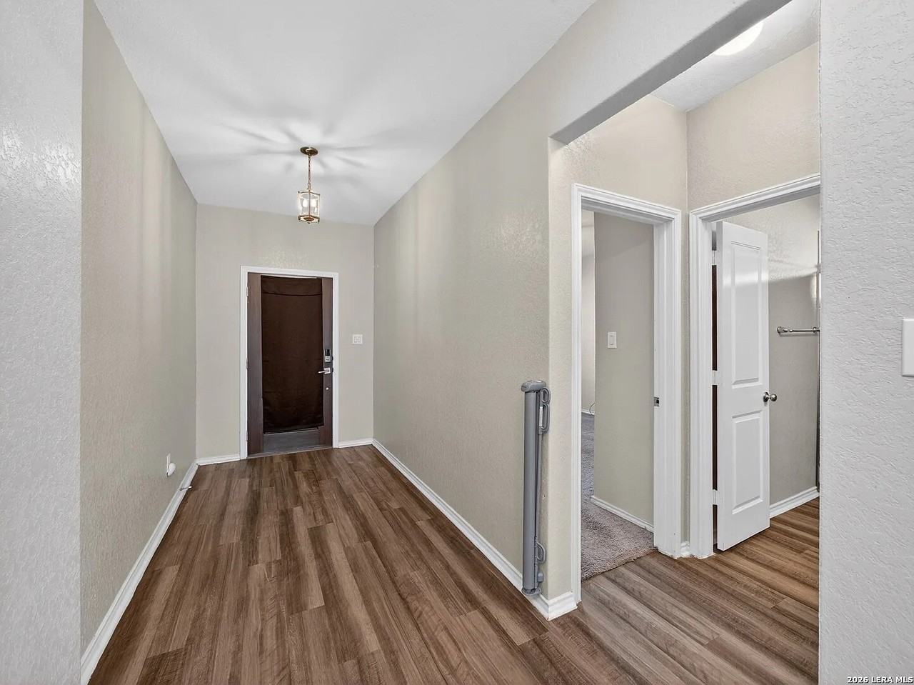 2902 Daisy Mdw - Photo 7 of 15