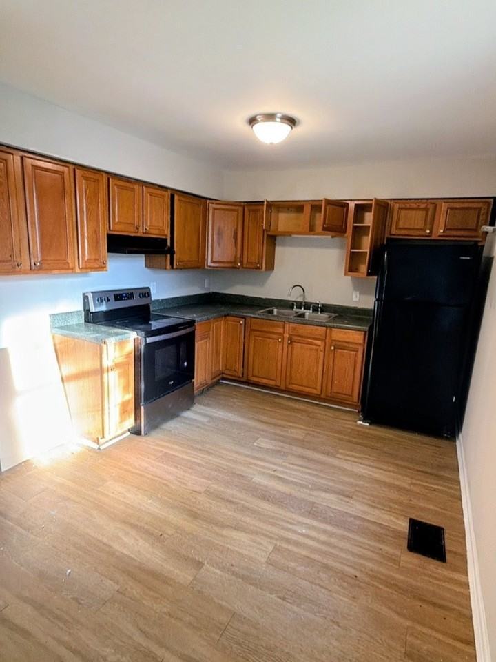 3351 White Pine Dr #1 - Photo 2 of 9