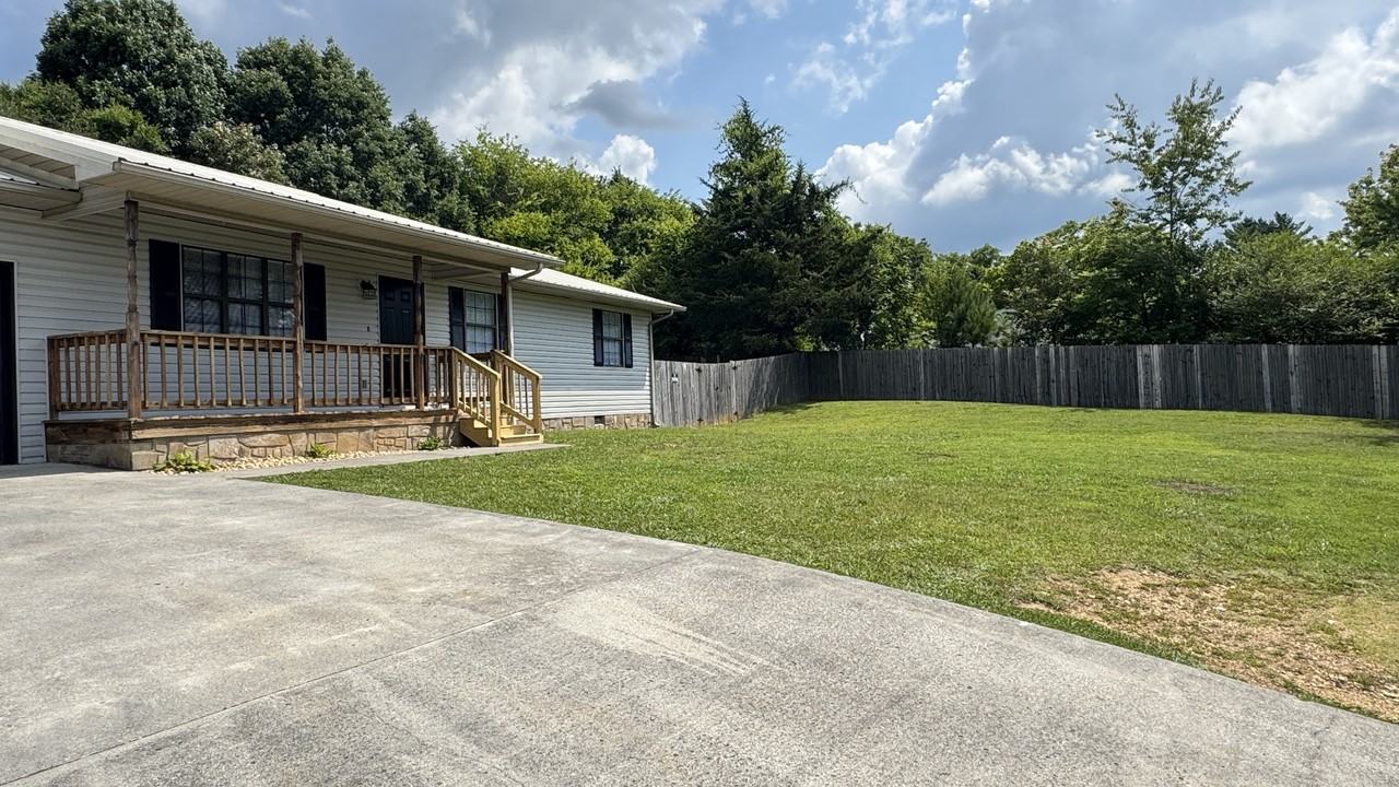 212 Tellico Ave #1 - Photo 2 of 19