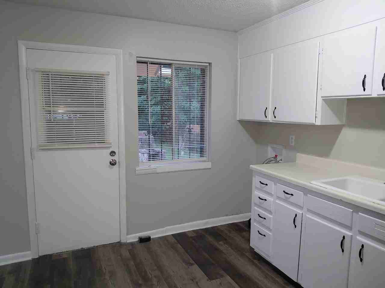 1820 3rd Pl Sw #1 - Photo 3 of 7