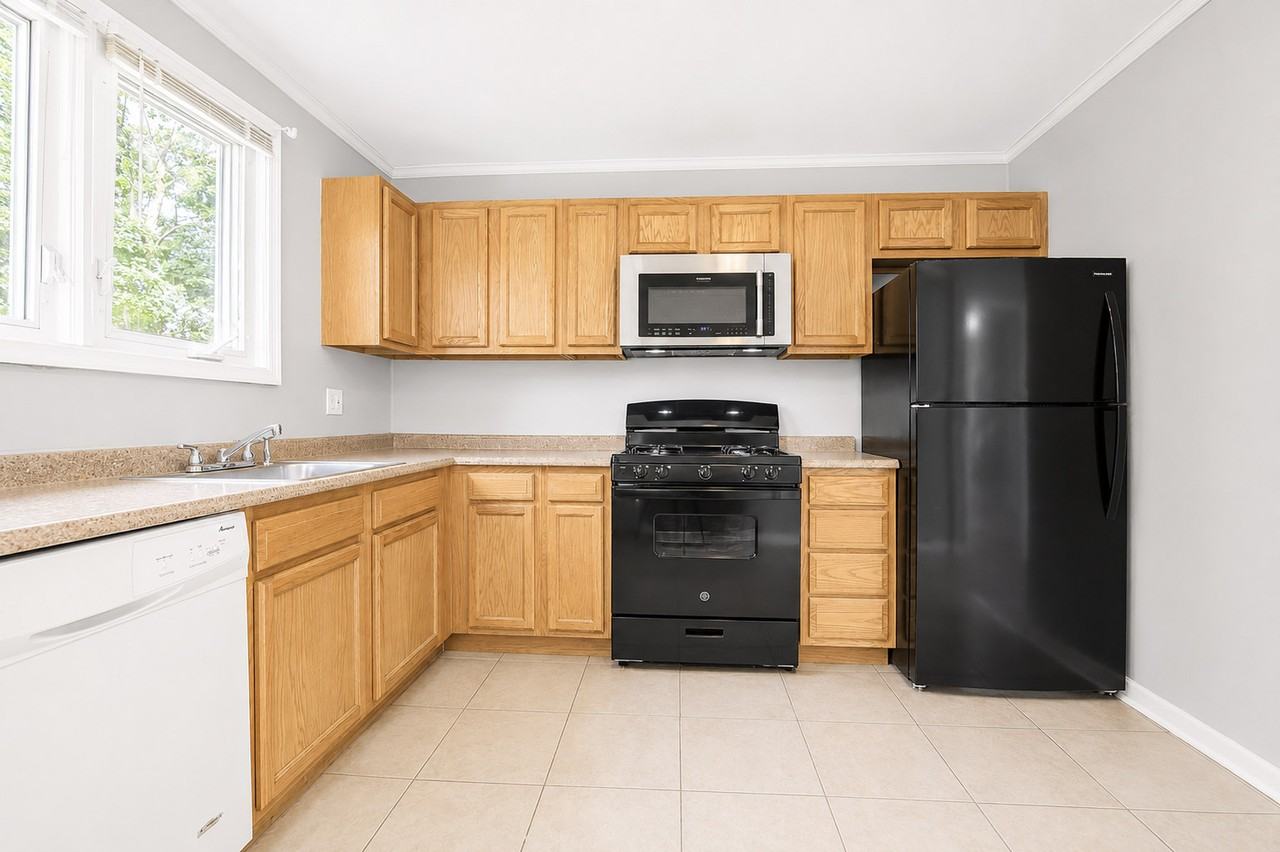 124 Delaware Ave #1 - Photo 2 of 10