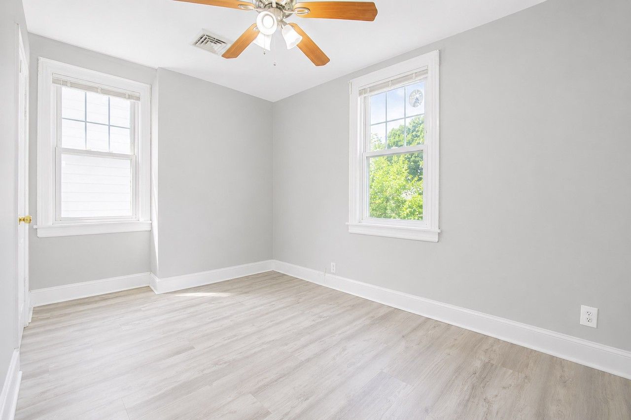 124 Delaware Ave #1 - Photo 7 of 10