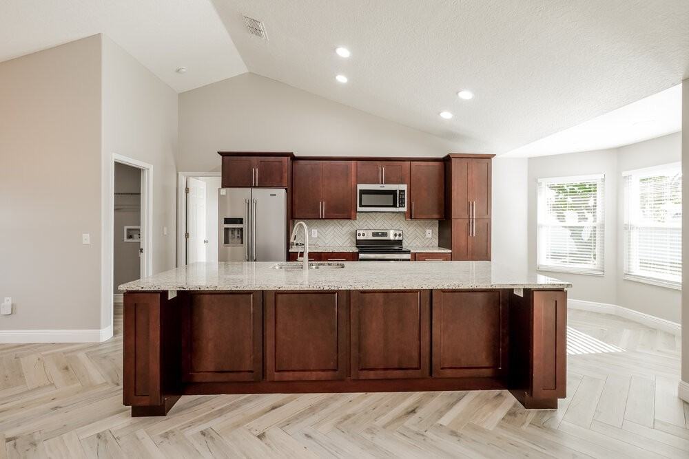 2877 Middleton Cir - Photo 5 of 16