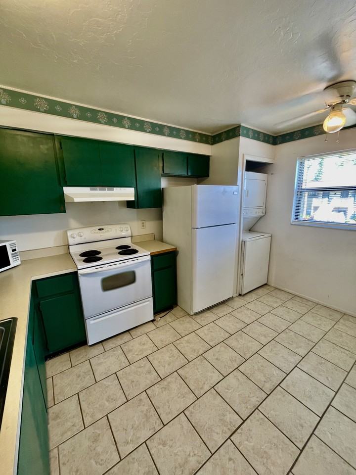 4753 Orange Grove Blvd #G8 - Photo 6 of 25