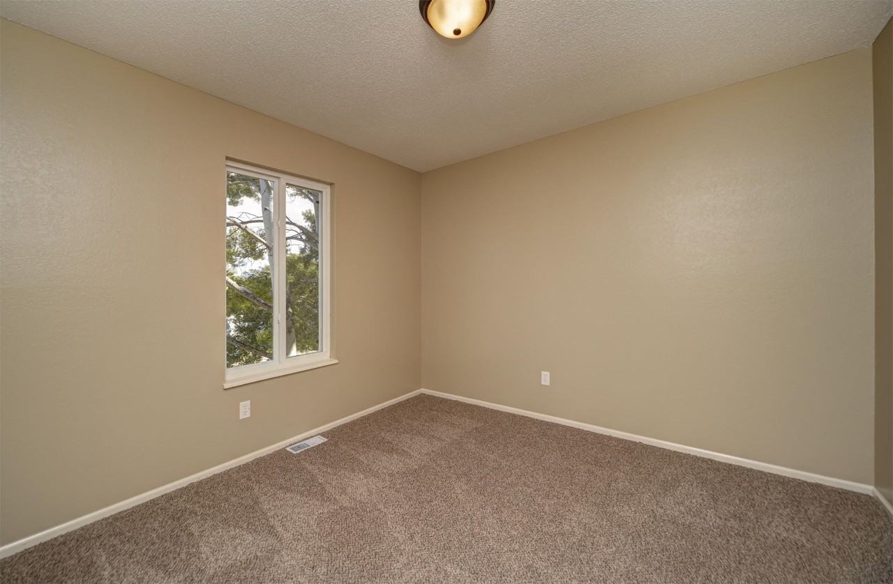 4394 W 2nd St #1 - Photo 6 of 25