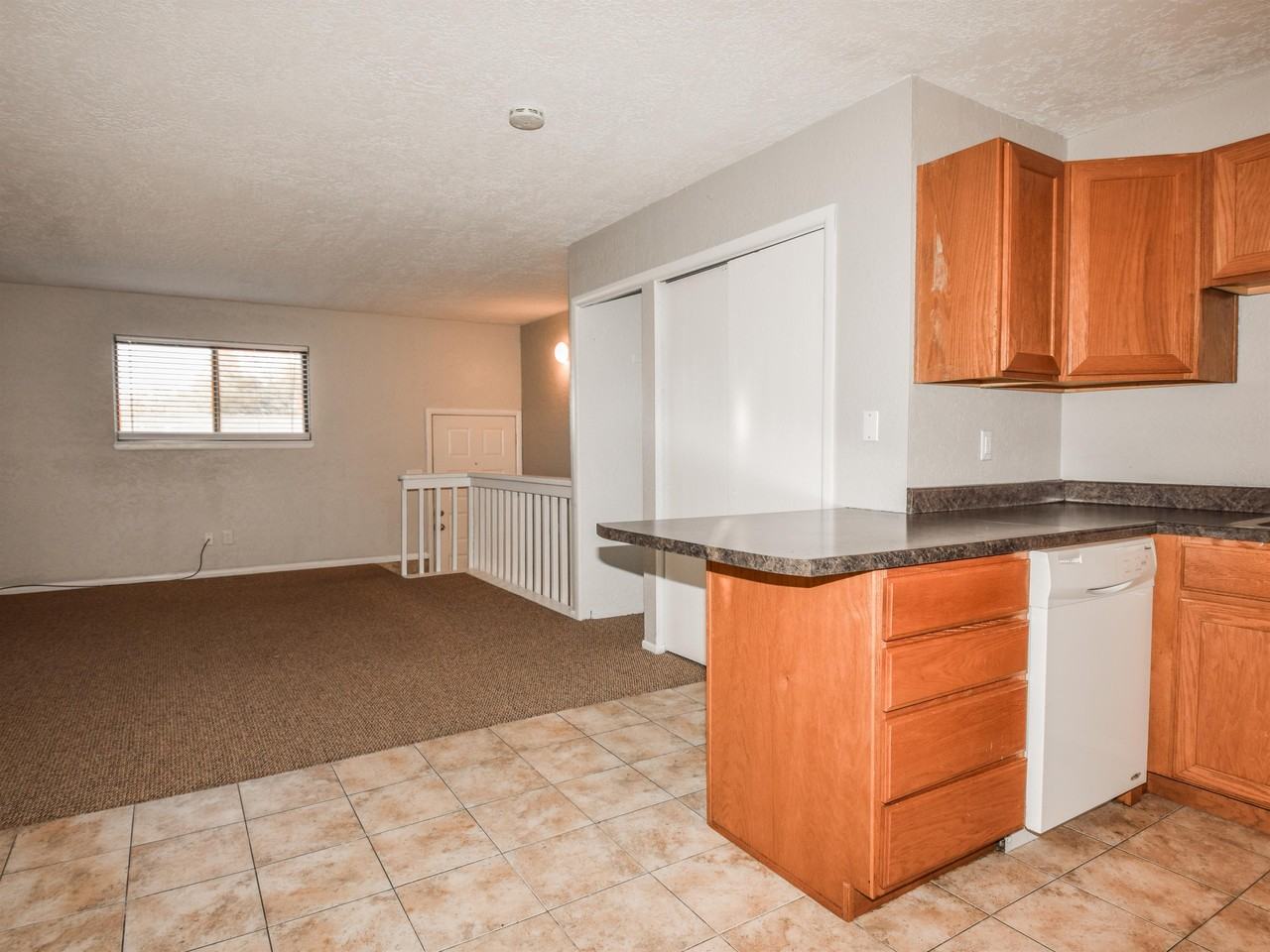 210 Bridger Dr #2 - Photo 7 of 17
