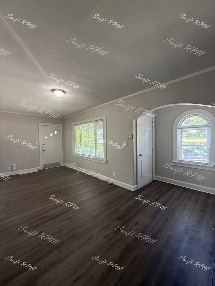 3811 Monroe Ave #1 - Photo 3 of 15