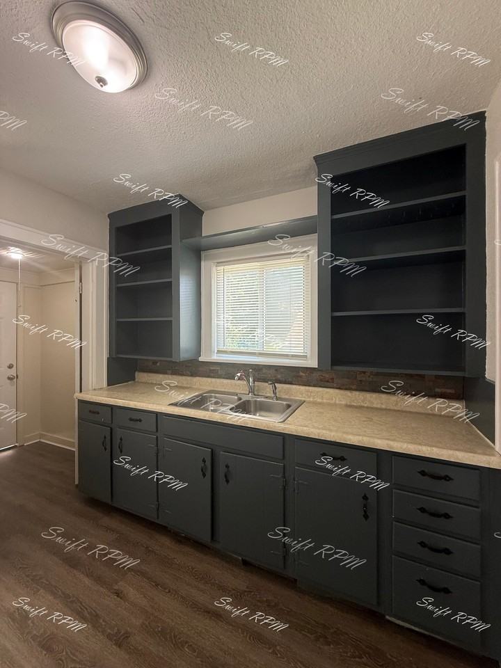 3811 Monroe Ave #1 - Photo 6 of 15