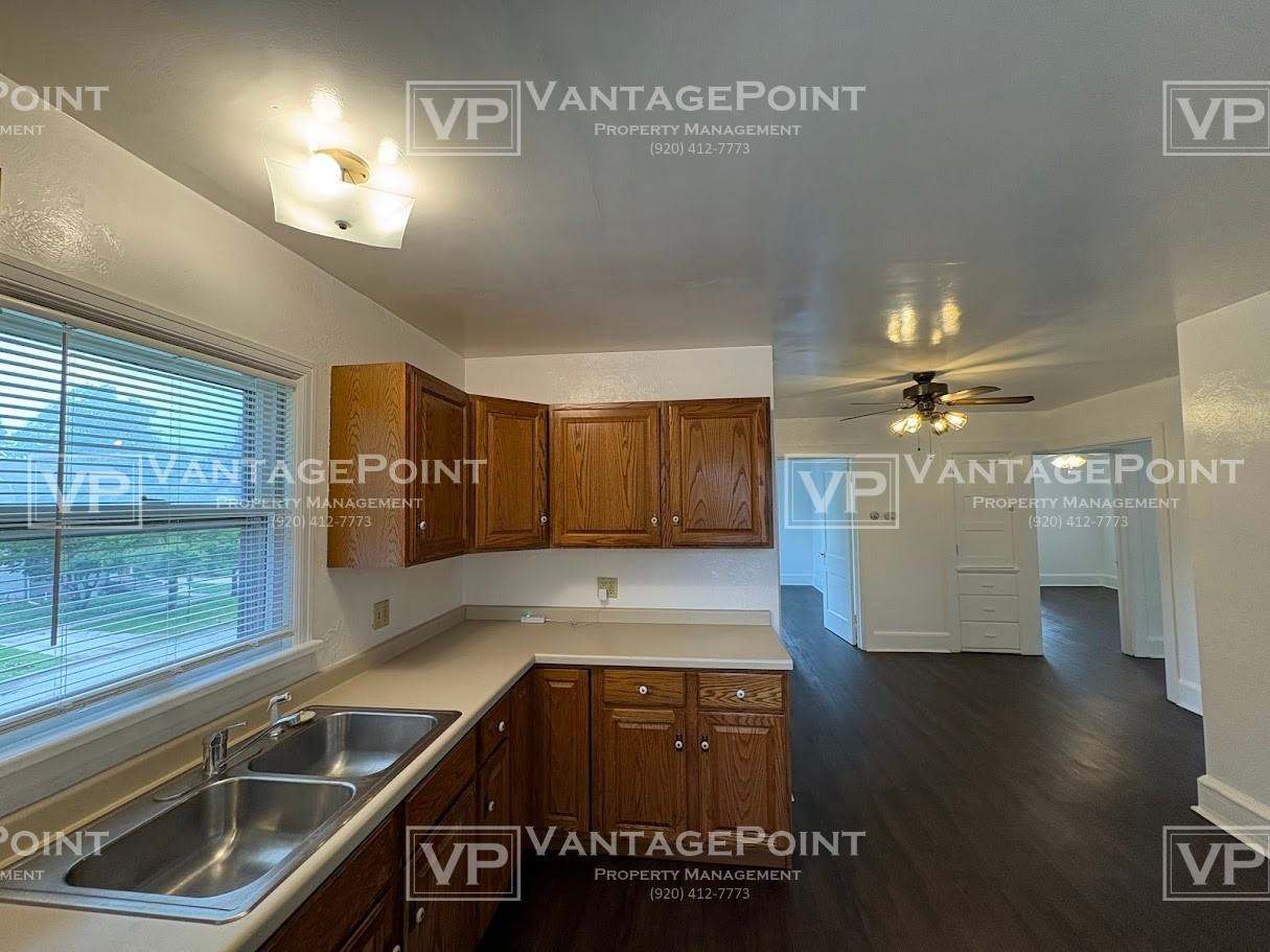 123 Oak St #123 - Photo 4 of 16