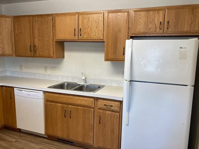 1705 University Dr - Photo 4 of 12
