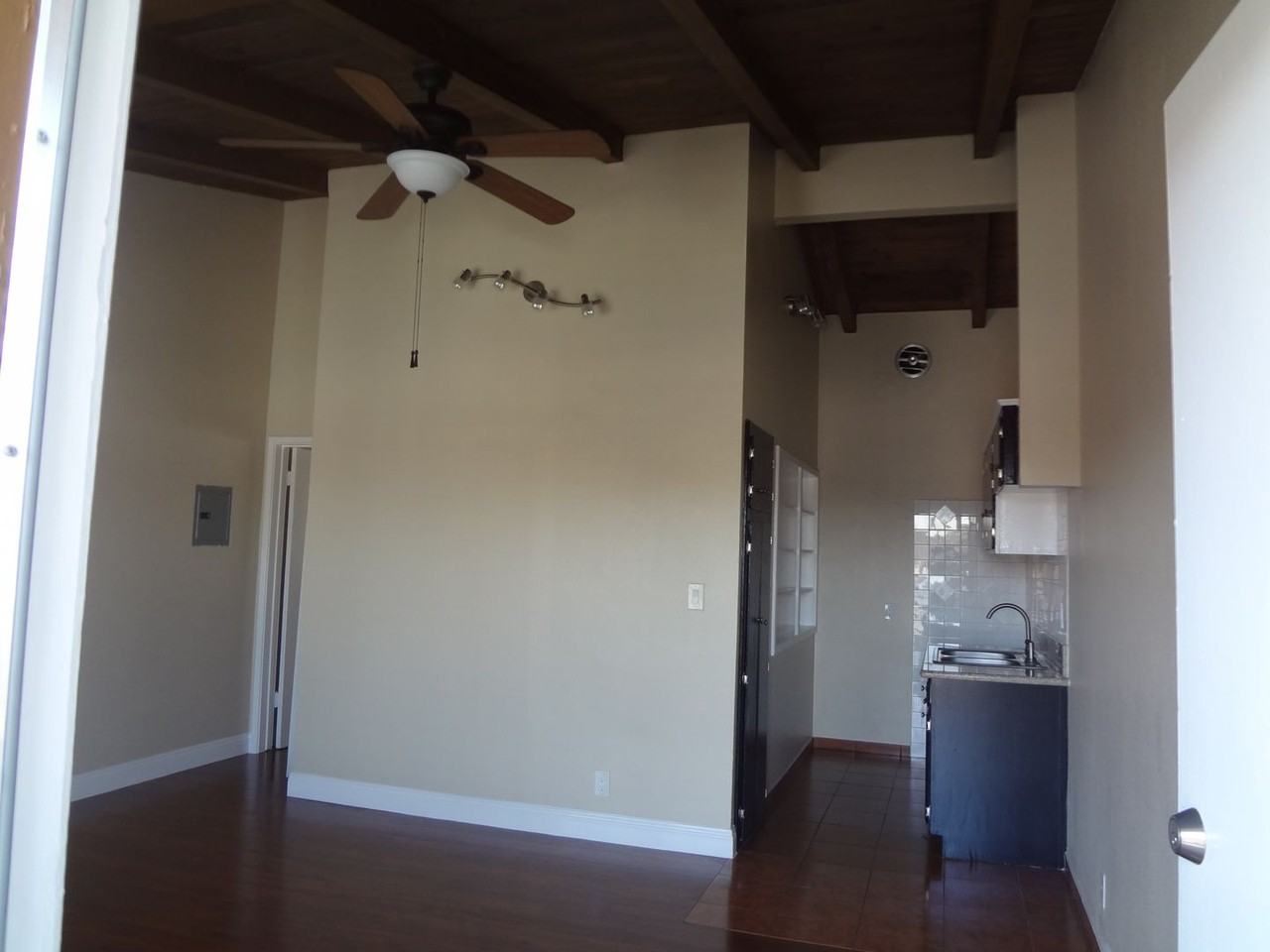 6346 Middleton LLC - Photo 4 of 41
