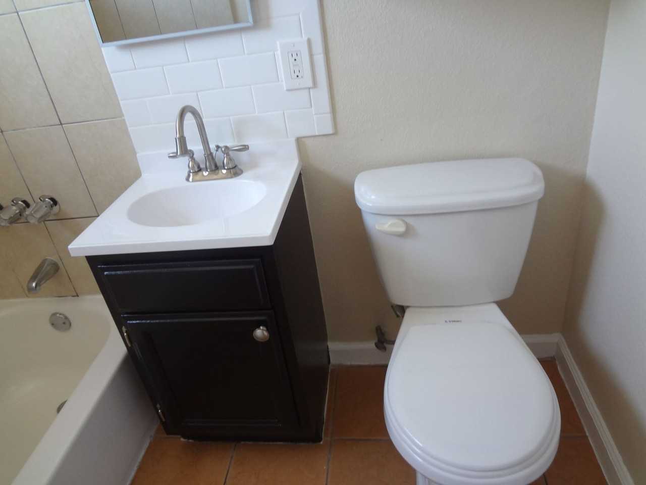 6346 Middleton LLC - Photo 6 of 41