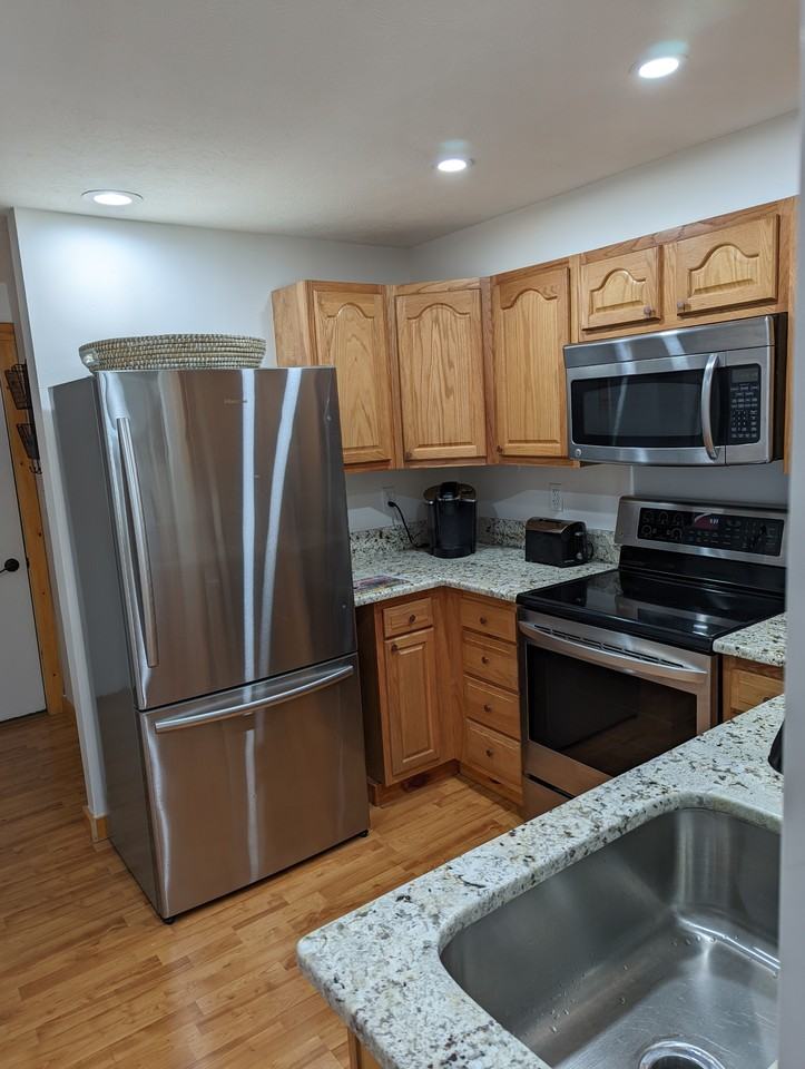 8910 Franklin Ave #1 - Photo 7 of 15