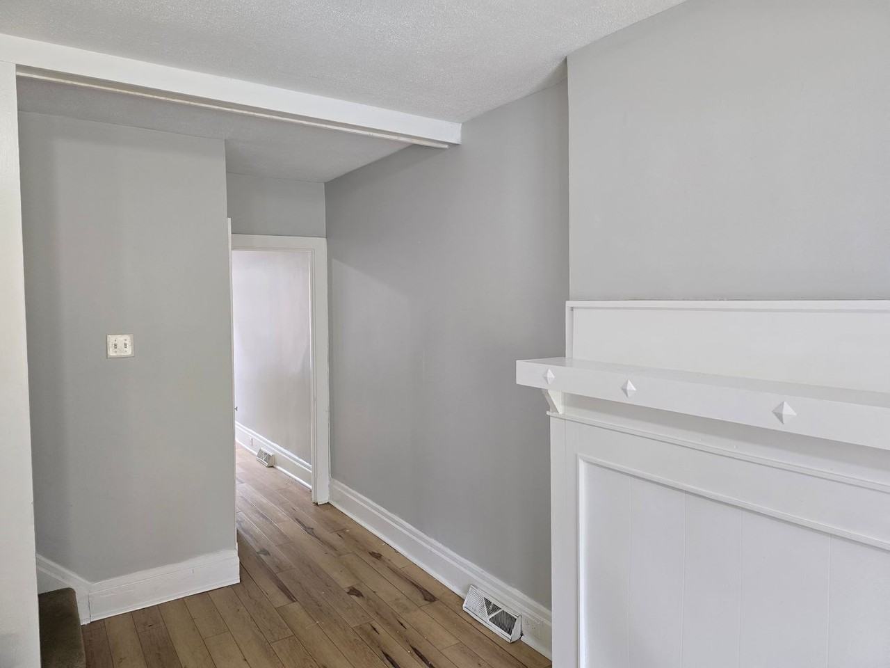 602 Sebring Ave - Photo 3 of 7