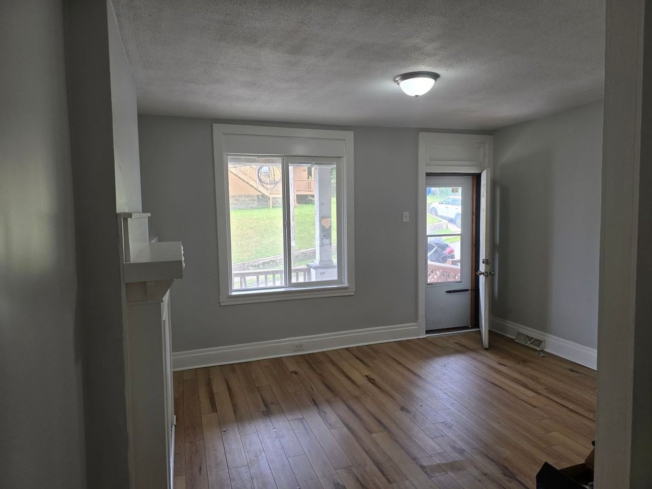 602 Sebring Ave - Photo 4 of 7
