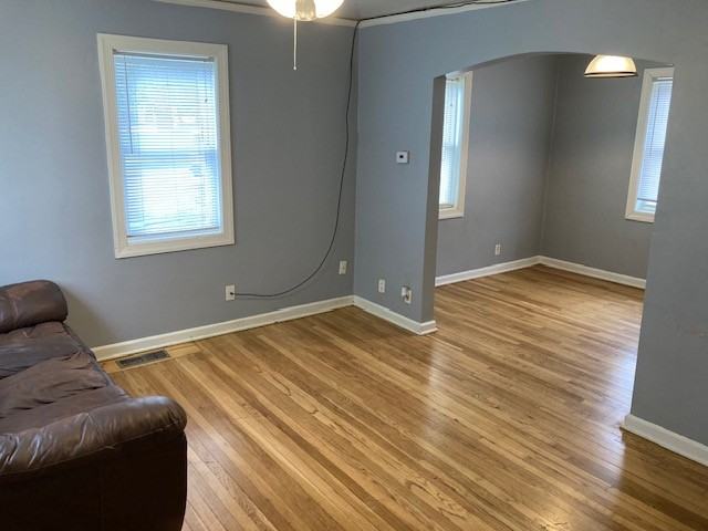 821 W 26th St #1 - Photo 3 of 12