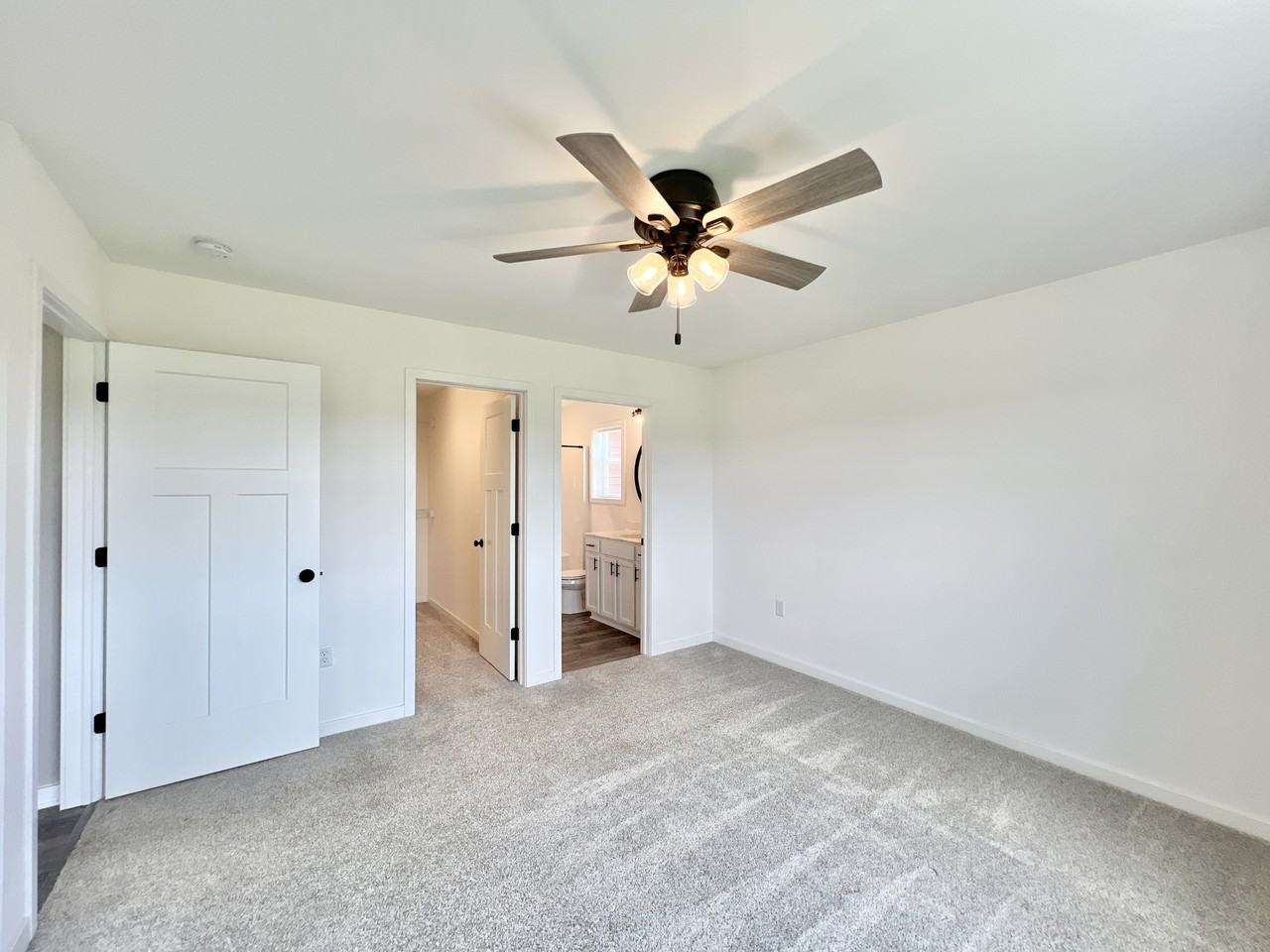 3834 Lucey St #1 - Photo 7 of 14