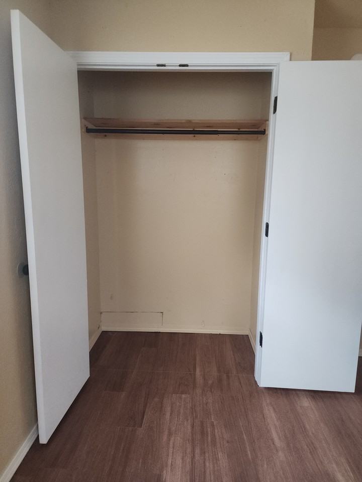 4904 S Shallow Brook Dr #1st - Photo 6 of 21
