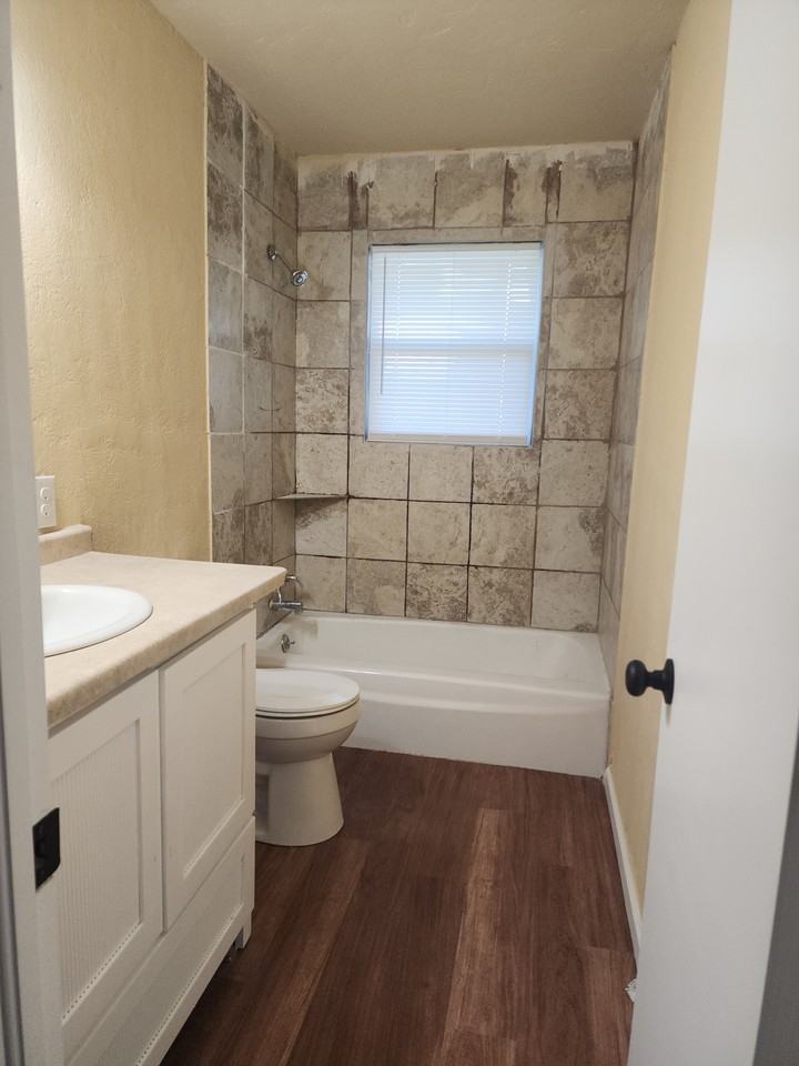 4904 S Shallow Brook Dr #1st - Photo 7 of 21