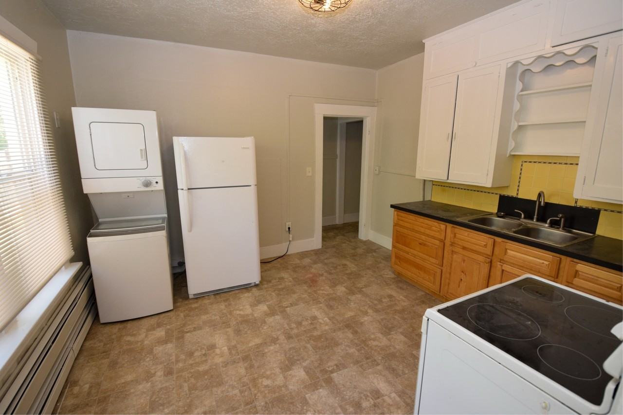 N 200 West St #N - Photo 5 of 11