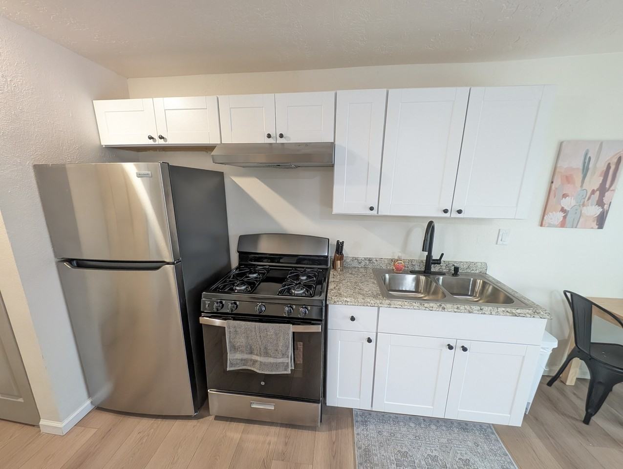316 Princeton Dr Se #4 - Photo 3 of 8
