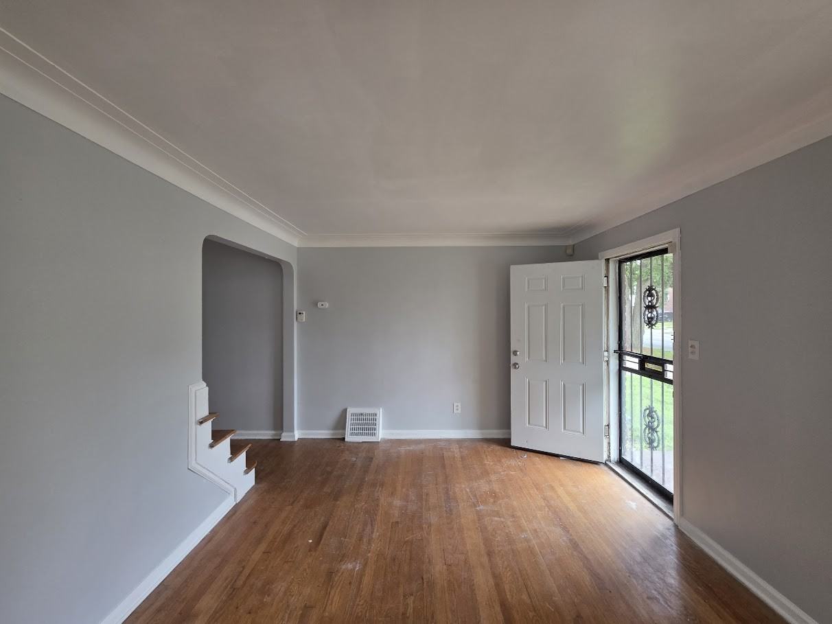 18472 Meyers Rd #1 - Photo 3 of 11