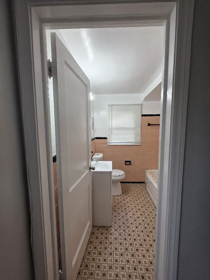 18472 Meyers Rd #1 - Photo 7 of 11
