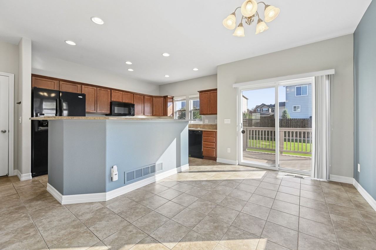 6914 Dusty Miller Way #1 - Photo 5 of 31