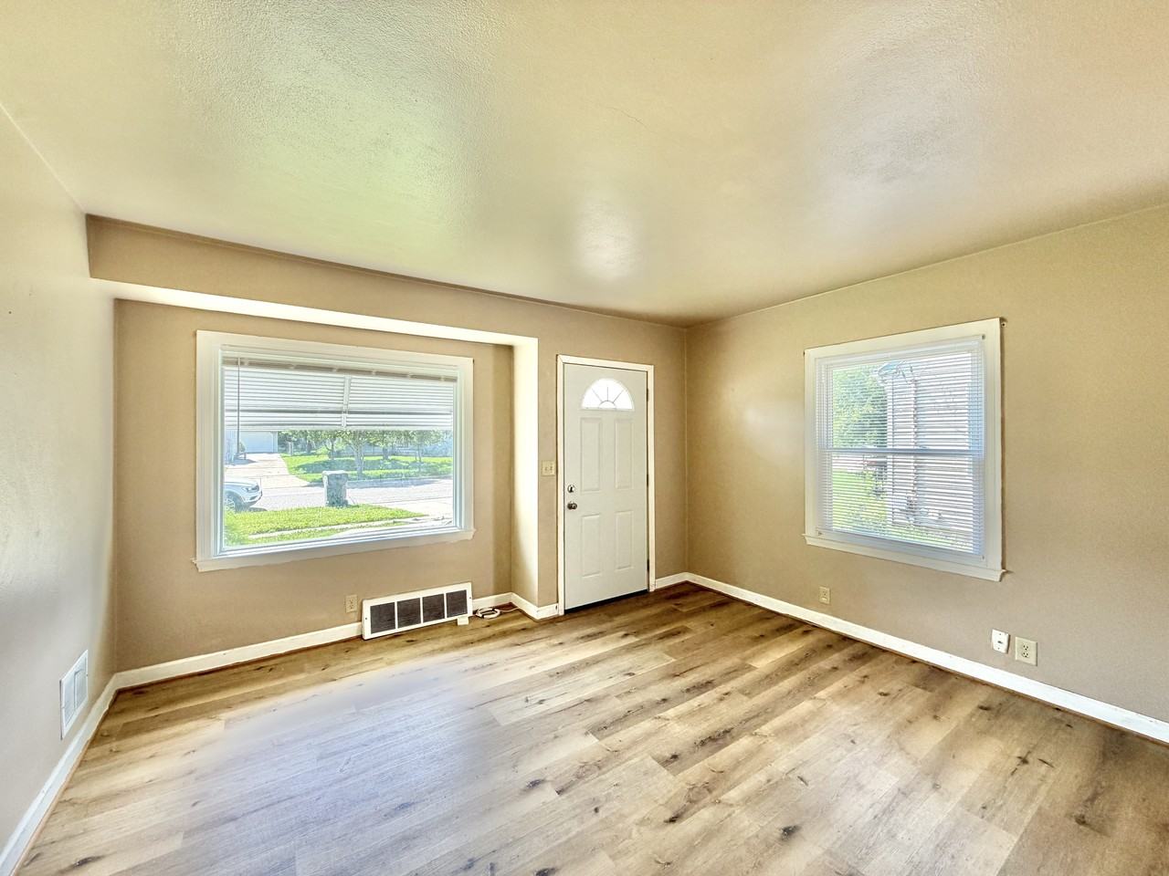 1029 McKinley - 1 #1 - Photo 3 of 18